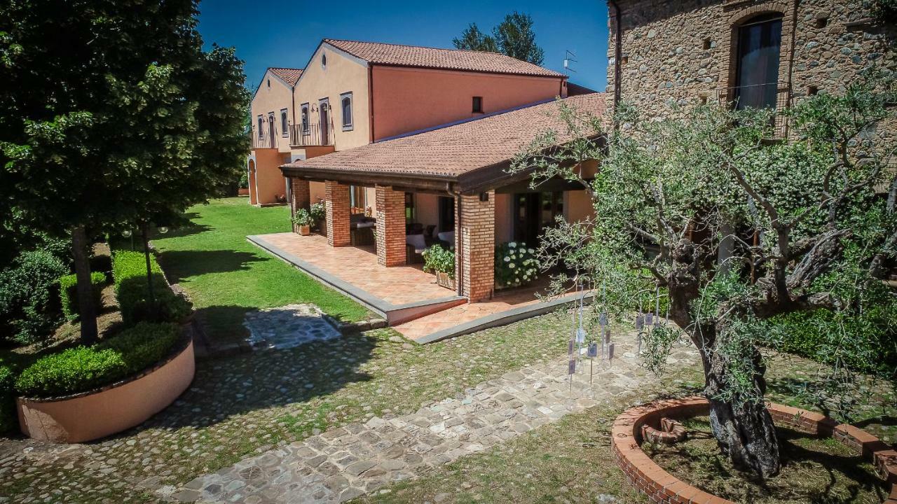 La Masseria Lolivia Senise Buitenkant foto